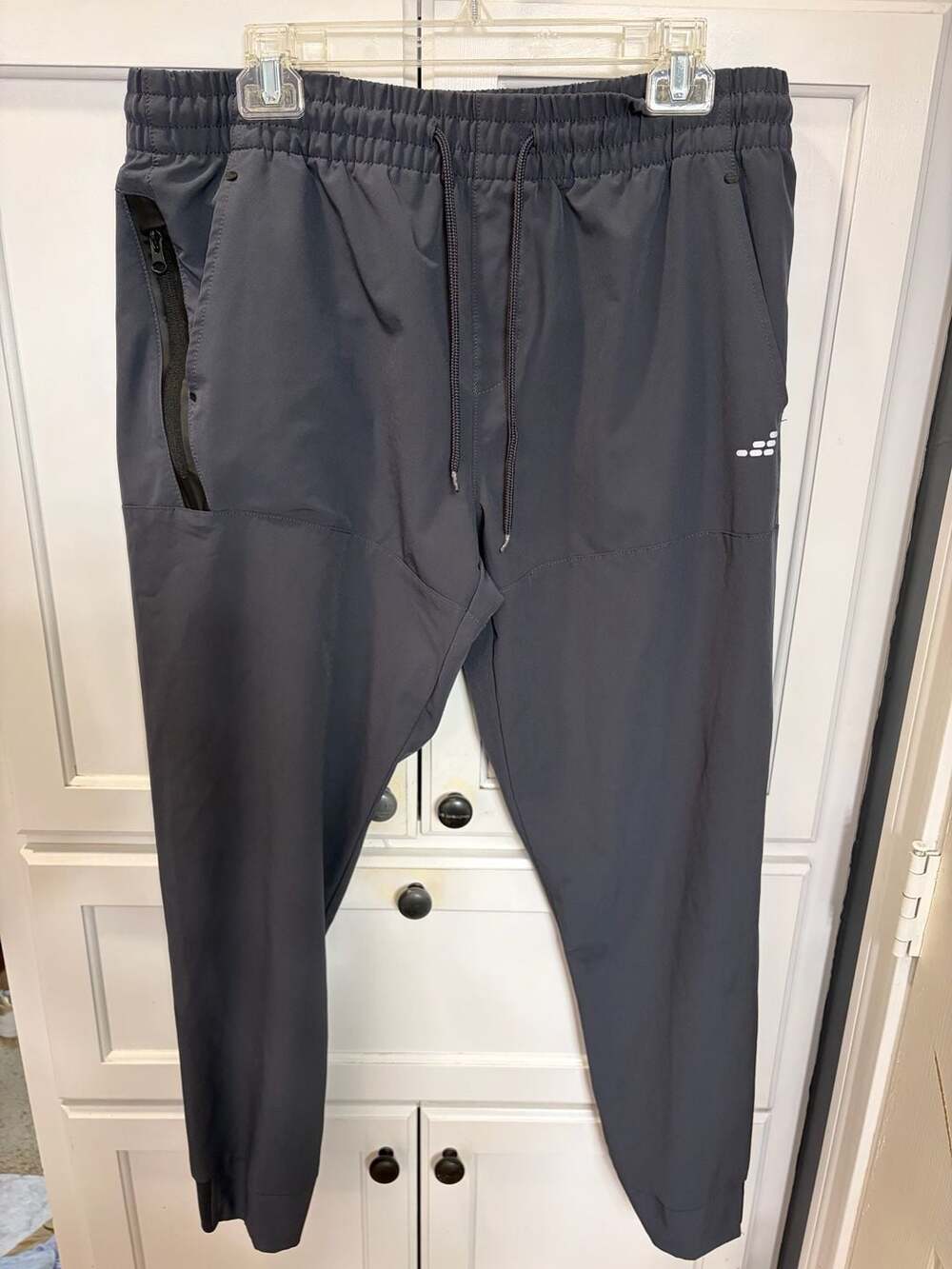 BCG Men's Athletic Stretch Jogger Athletic Pants with Zipper Pockets Large